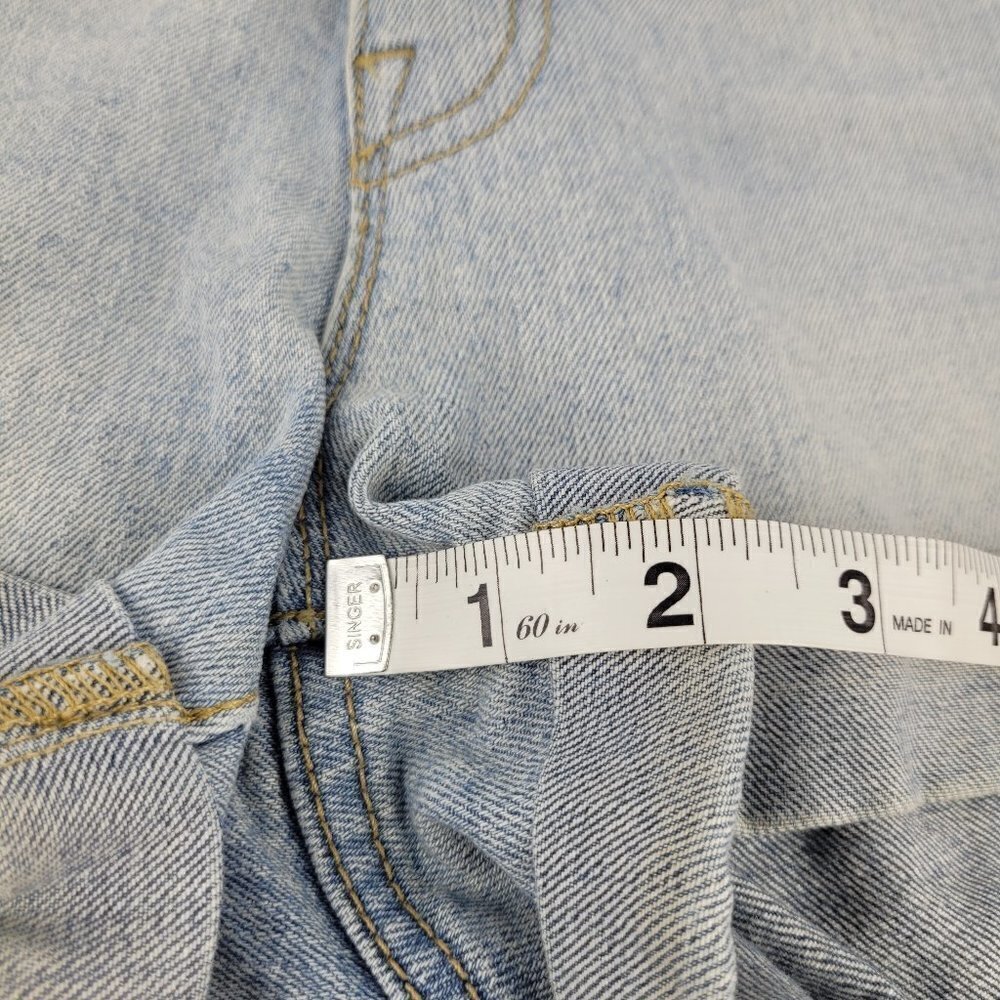 UO BDG Mid Rise Alexa 5 Pocket Cuff Shortie Denim Short 27 - Picture 4 of 8